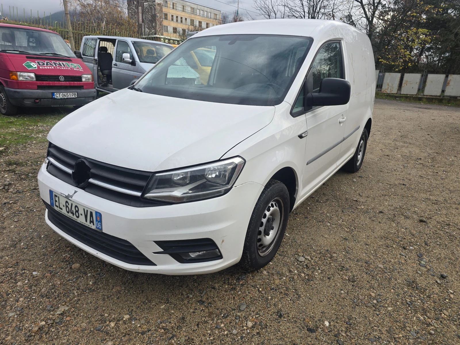 VW Caddy 2.0 TDI DSFD, снимка 1