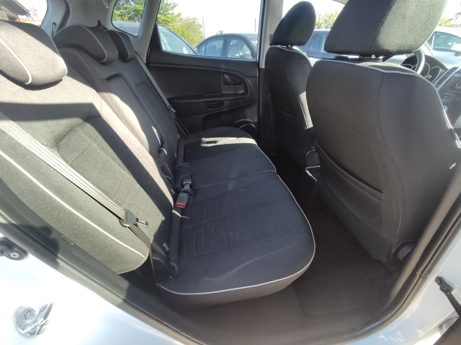 Kia Venga 1.4i | Mobile.bg — изображение 12