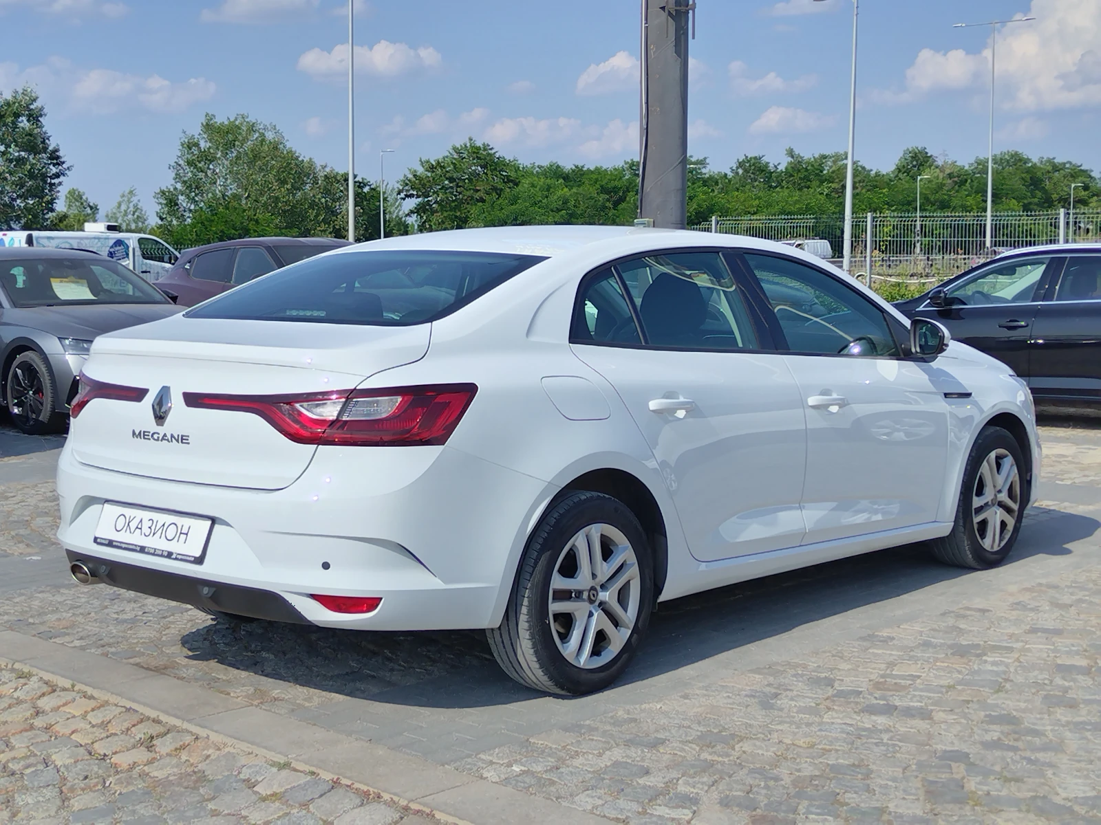 Renault Megane 1.3TCe 140 к.с./Life - изображение 5