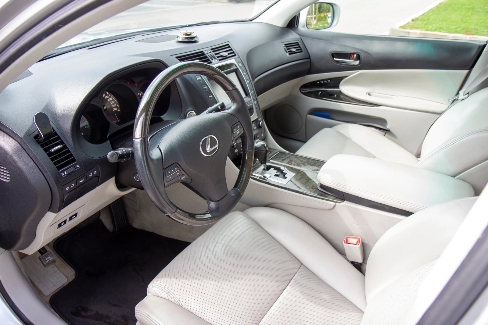 Lexus GS 450h - изображение 9