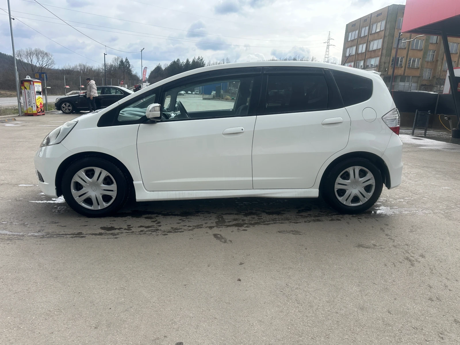 Honda Jazz 1.4-ПЪРВИ-СОБСТВЕНИК-NetherLands-1Г-ГАРАНЦИЯ, снимка 2 - Автомобили и джипове - 51704779