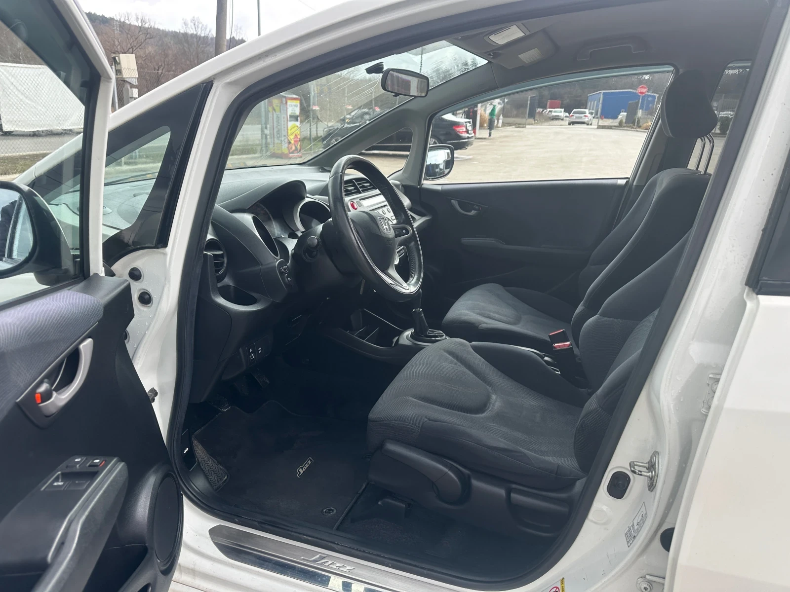 Honda Jazz 1.4-ПЪРВИ-СОБСТВЕНИК-NetherLands-1Г-ГАРАНЦИЯ, снимка 9 - Автомобили и джипове - 51704779