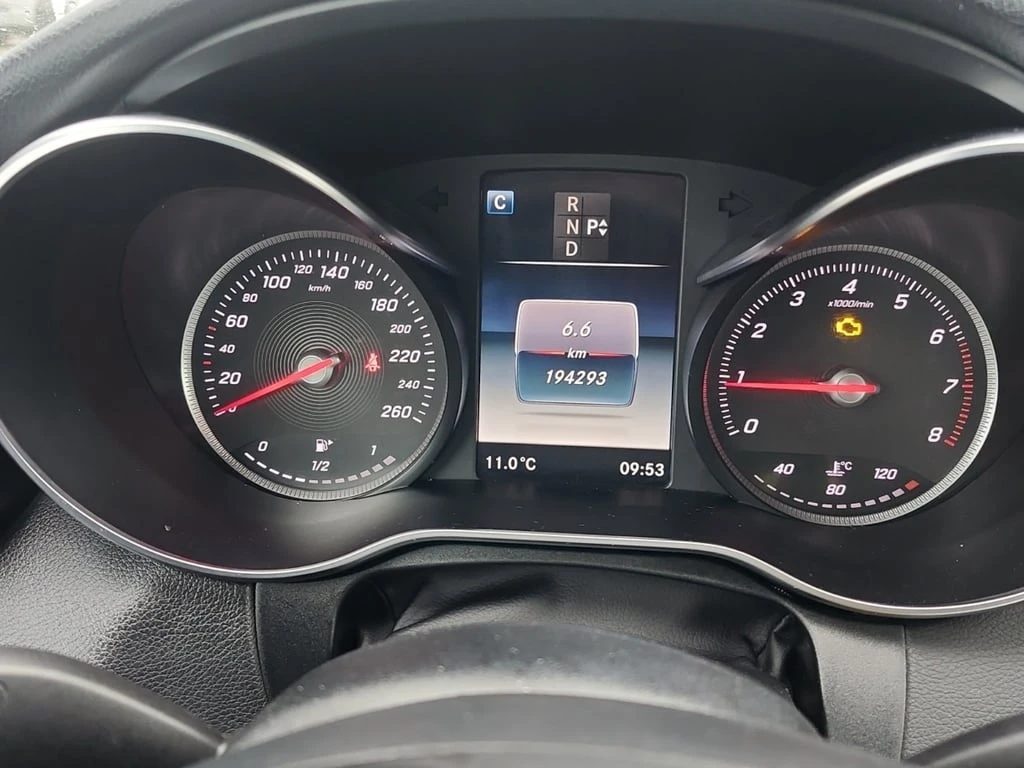 Mercedes-Benz C 300 * 4dr Sdn 4MATIC * CARFAX * БЕЗ ПЪРВОНАЧАЛНА ВНОСК - изображение 8