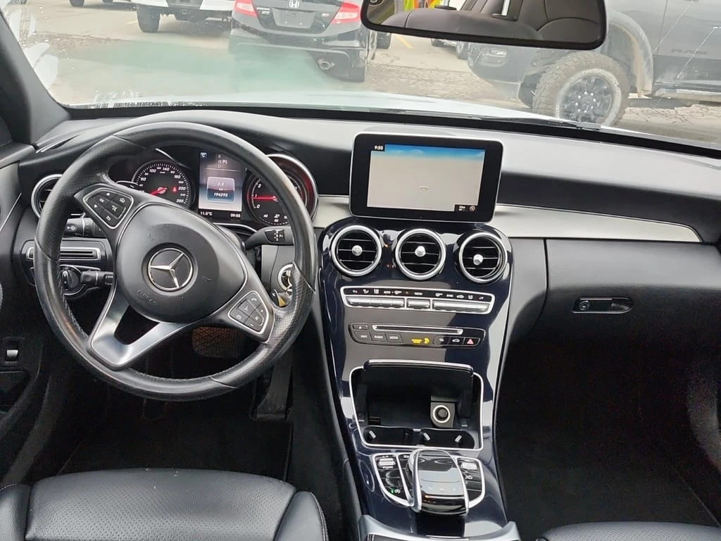 Mercedes-Benz C 300 * 4dr Sdn 4MATIC * CARFAX * БЕЗ ПЪРВОНАЧАЛНА ВНОСК - изображение 2