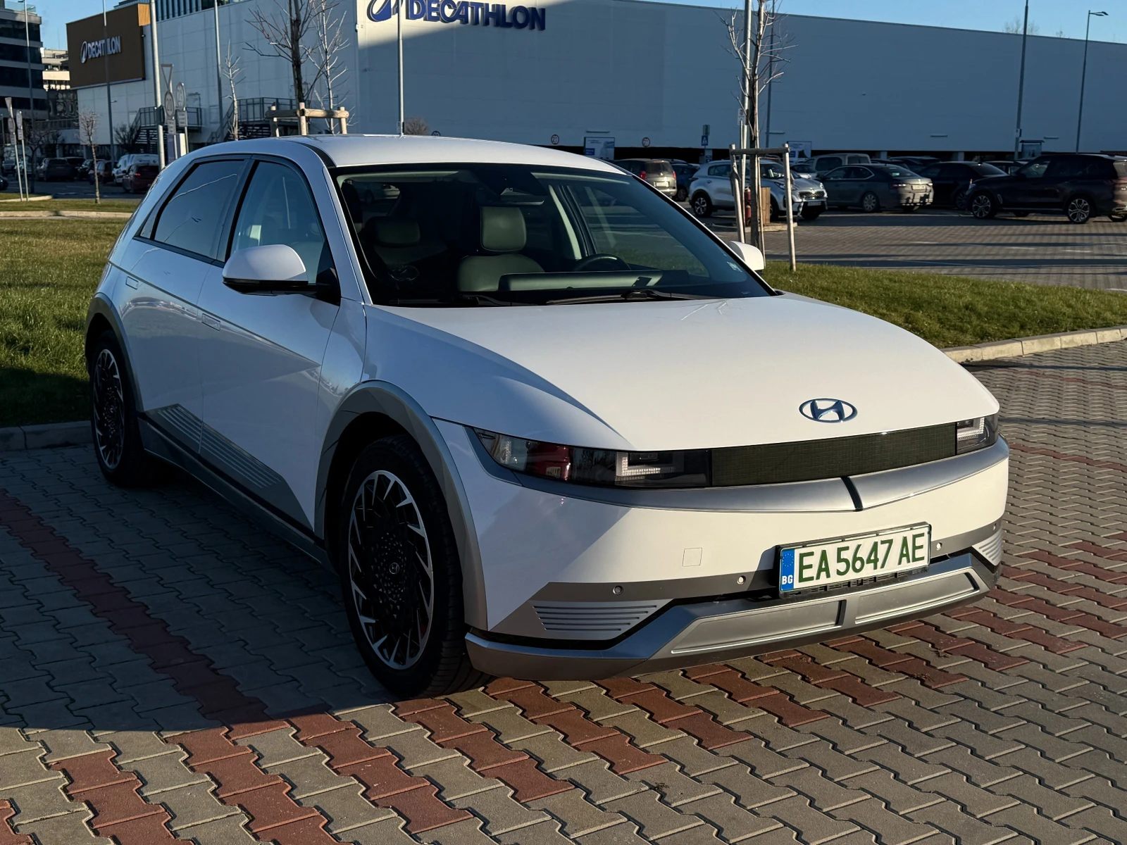 Hyundai Ioniq 5 Long Range 72.6 kWh, Гаранционен автомобил - изображение 3