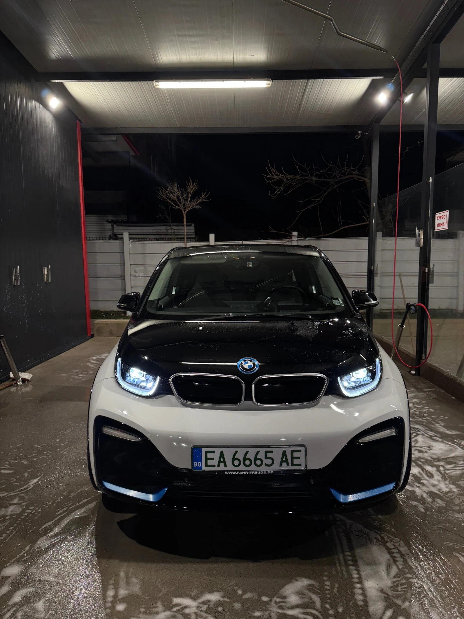 BMW i3 S