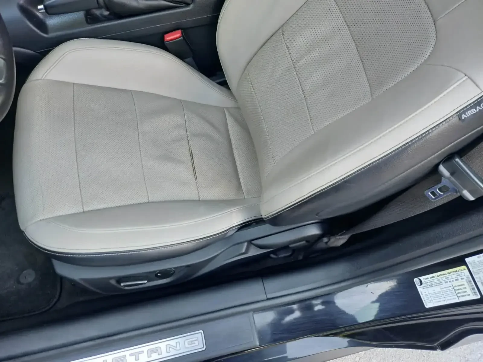 Ford Mustang, снимка 9 - Автомобили и джипове - 55192746