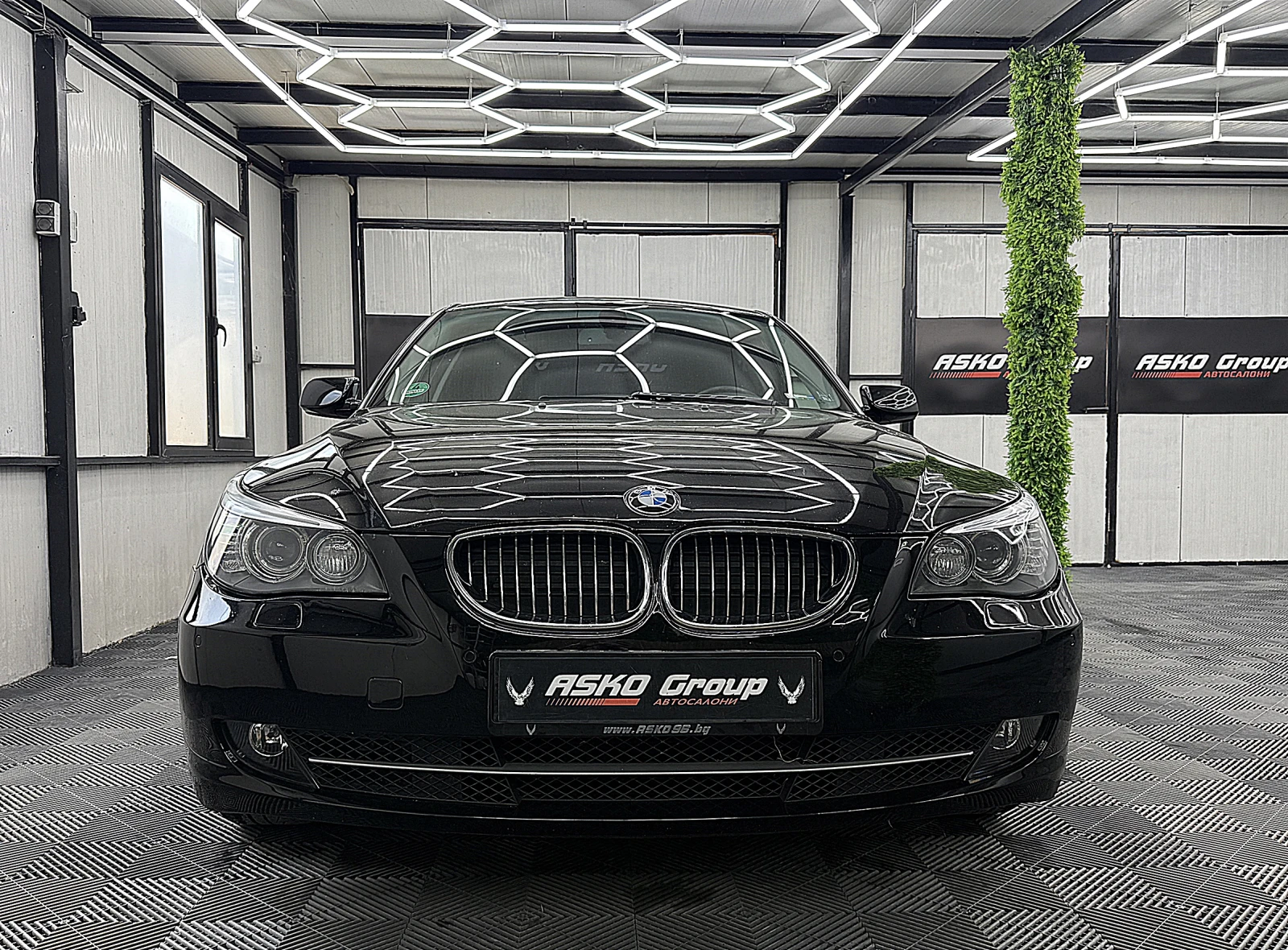 BMW 530 Facelift/Dynamic Drive/PODGREV/СОБСТВЕН ЛИЗИНГ, снимка 2 - Автомобили и джипове - 55310341