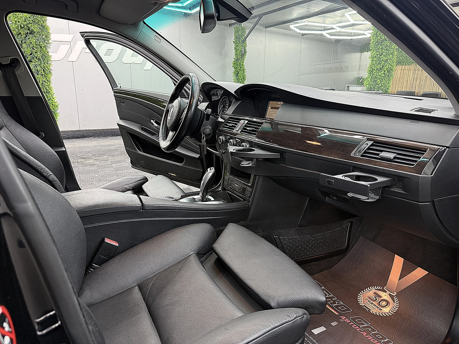 BMW 530 Facelift/Dynamic Drive/PODGREV/СОБСТВЕН ЛИЗИНГ, снимка 9 - Автомобили и джипове - 55310341