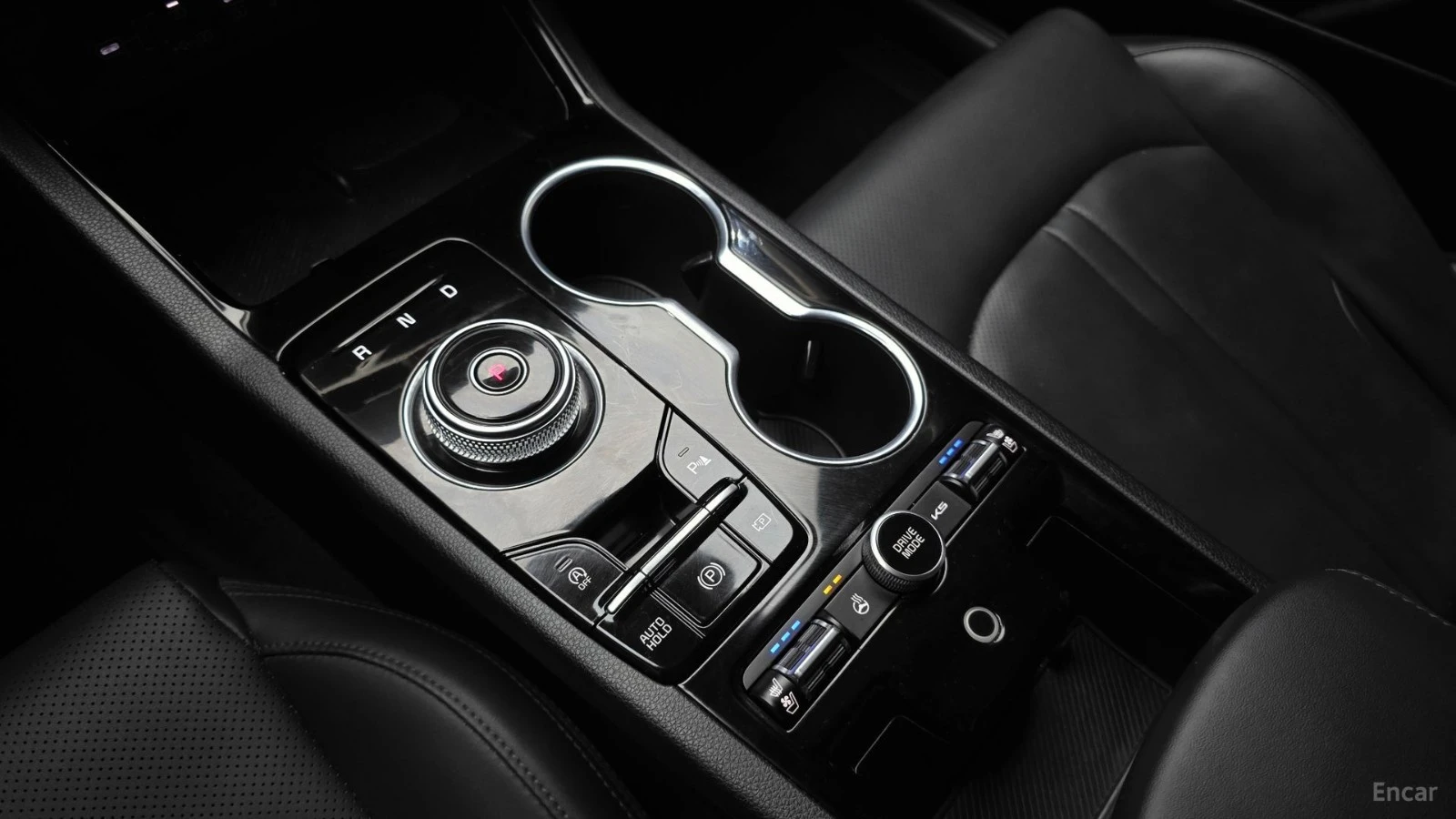 Kia K5 1.6 Turbo Noblesse* КОЖА* ОБДУХВ* НАВИ, снимка 7 - Автомобили и джипове - 55461146
