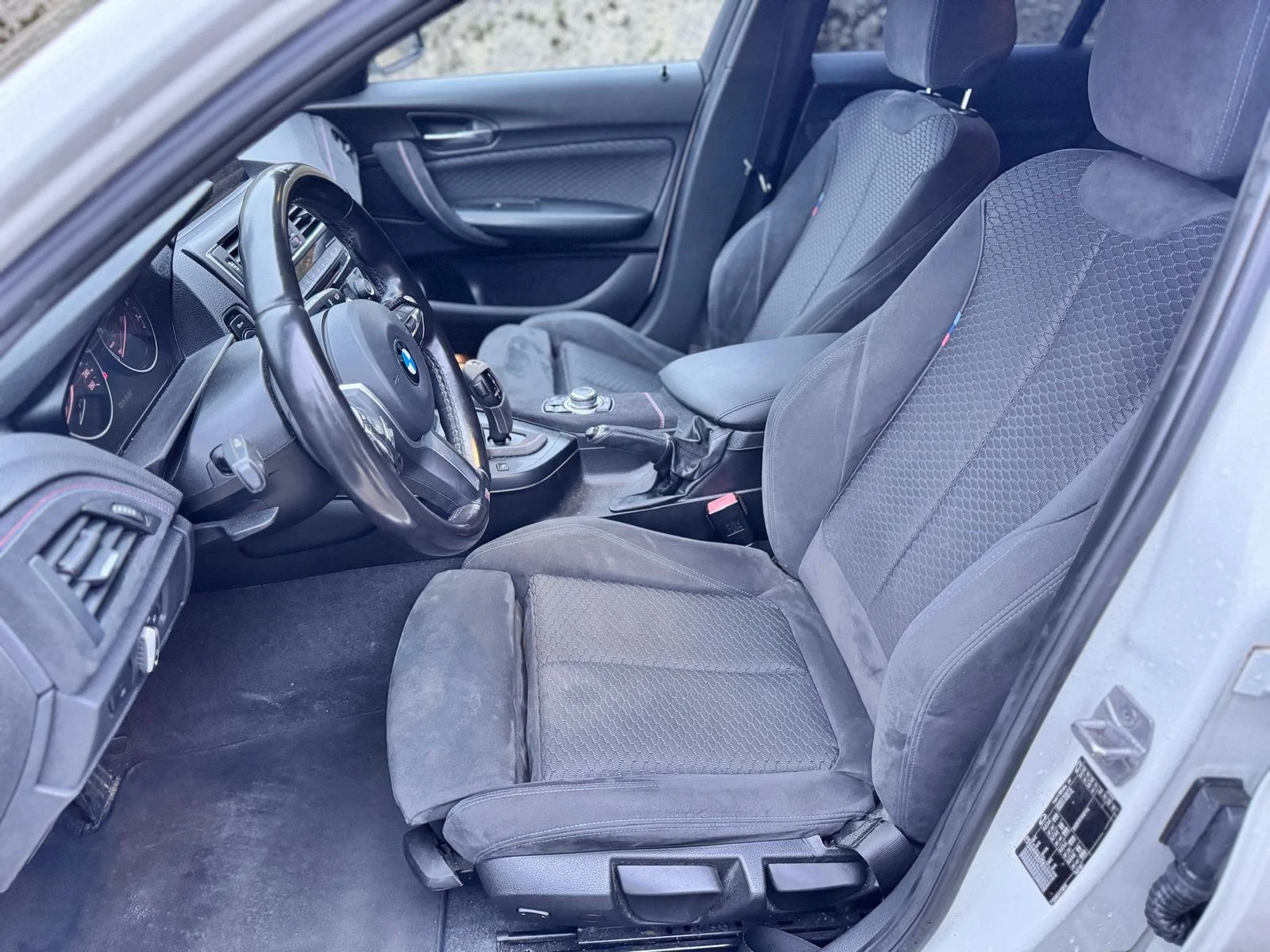 BMW 118 118i M Paket Shadow Edition , снимка 13 - Автомобили и джипове - 55563227