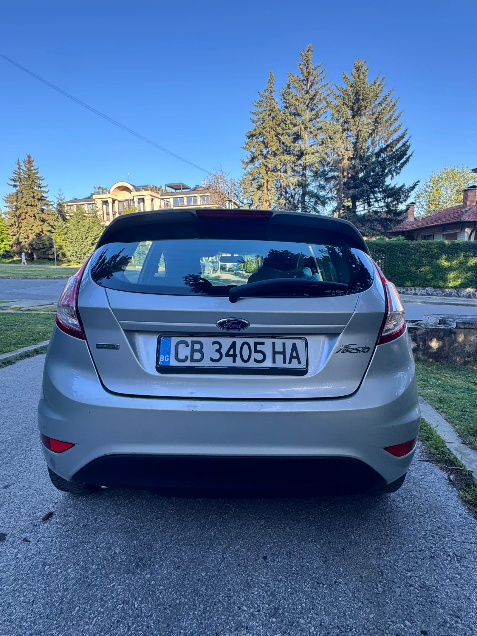 Ford Fiesta, снимка 6 - Автомобили и джипове - 55621449