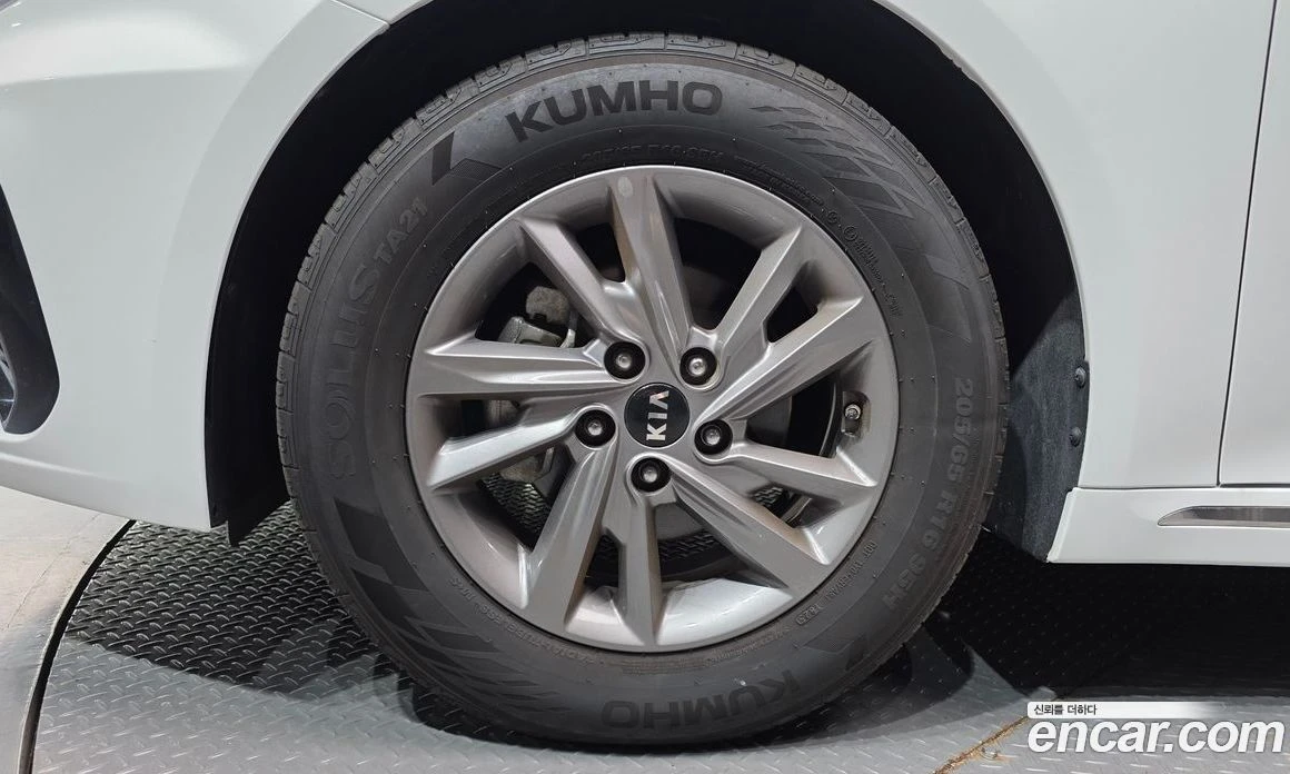 Kia K5 2.0 LPI Rental Car Luxury, снимка 5 - Автомобили и джипове - 55669095