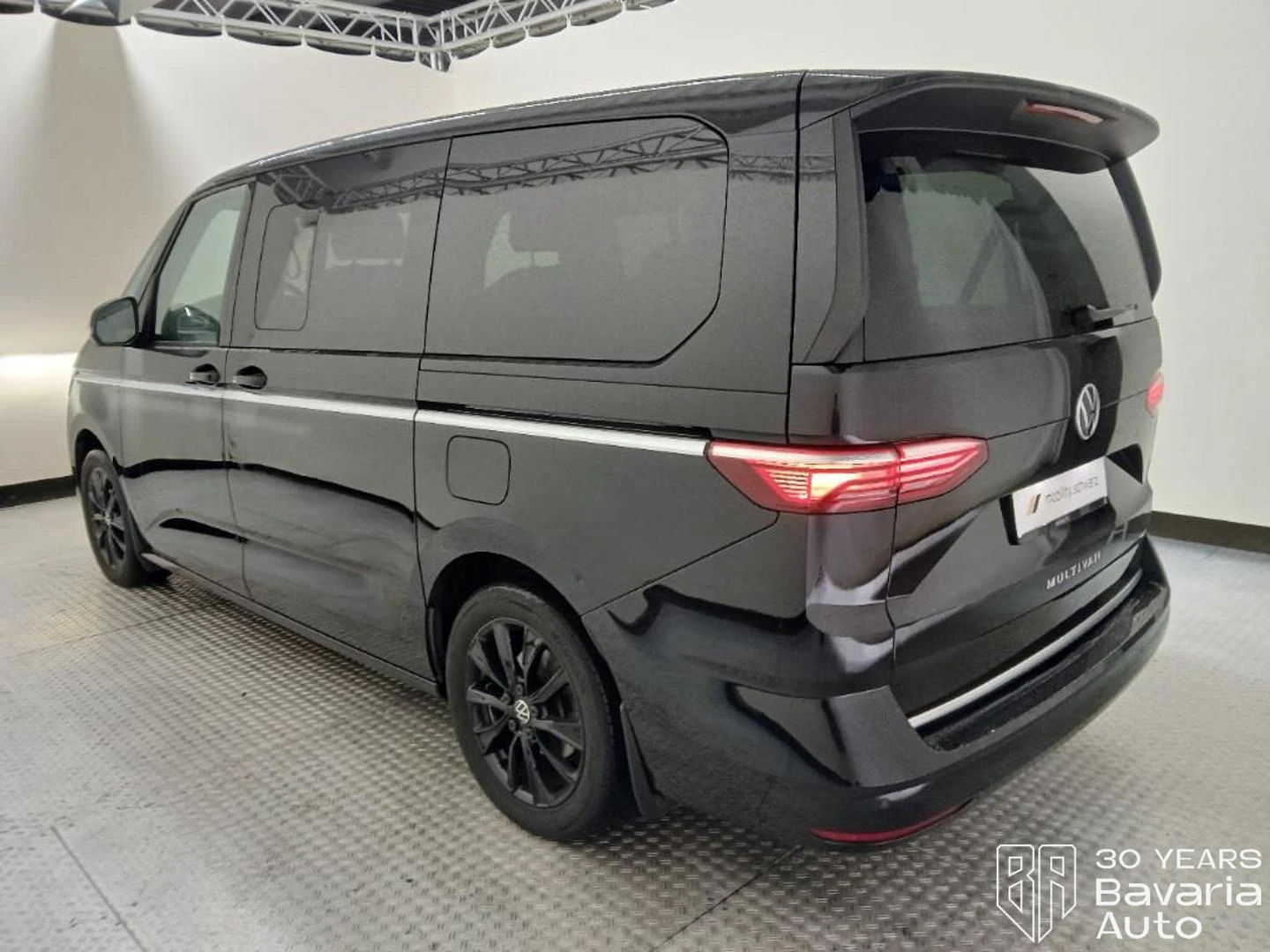 VW Multivan long Style DSG Easy Open Basic, снимка 2 - Автомобили и джипове - 55974087