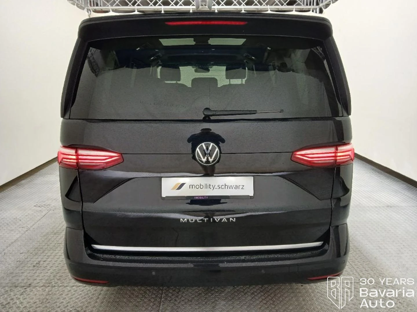 VW Multivan long Style DSG Easy Open Basic, снимка 3 - Автомобили и джипове - 55974087