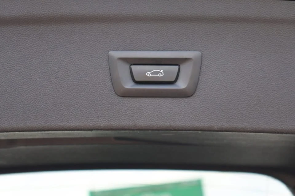 BMW iX / 50 / MASSAGE / LASER / HARMAN / SOFT CLOSE, снимка 15 - Автомобили и джипове - 56162125