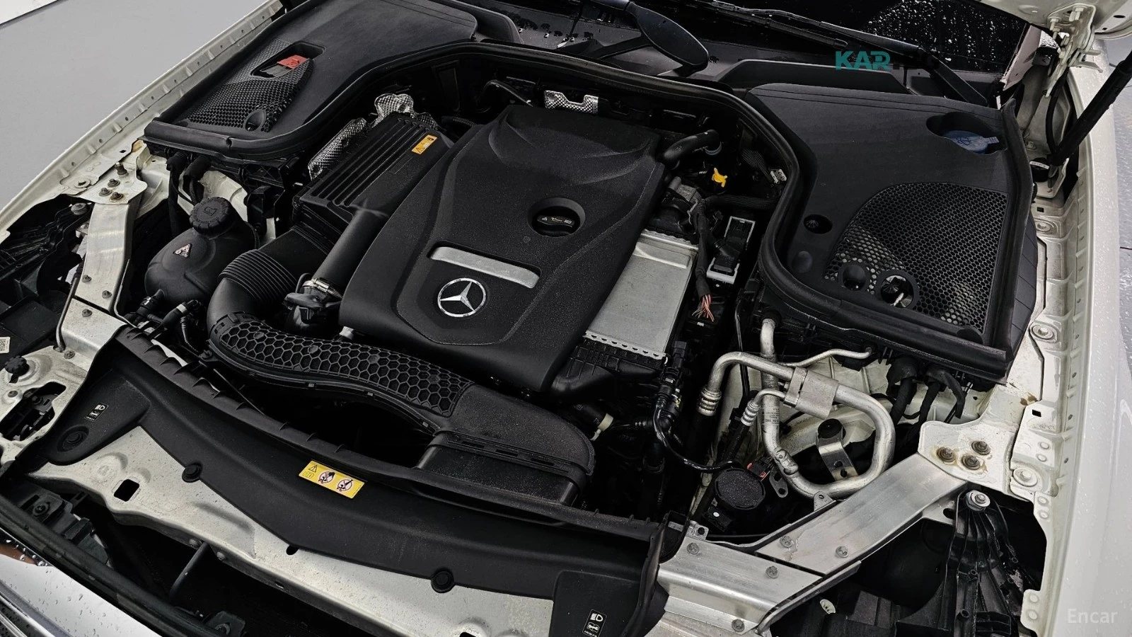 Mercedes-Benz E 300 4MATIC* EXCLUSIVE* �������* 360CAMERA | Mobile.bg � ����������� 17