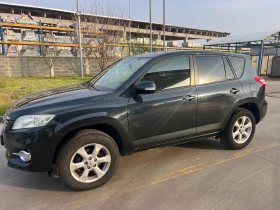 Toyota Rav4 2.2 D4D FACELIFT/4x4/CLIMA, снимка 3
