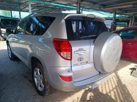 Toyota Rav4 2.2D4D 4X4 171х.км.РЕАЛНИ ПЪЛНА СЕРВИЗНА ИСТОРИЯ , снимка 6