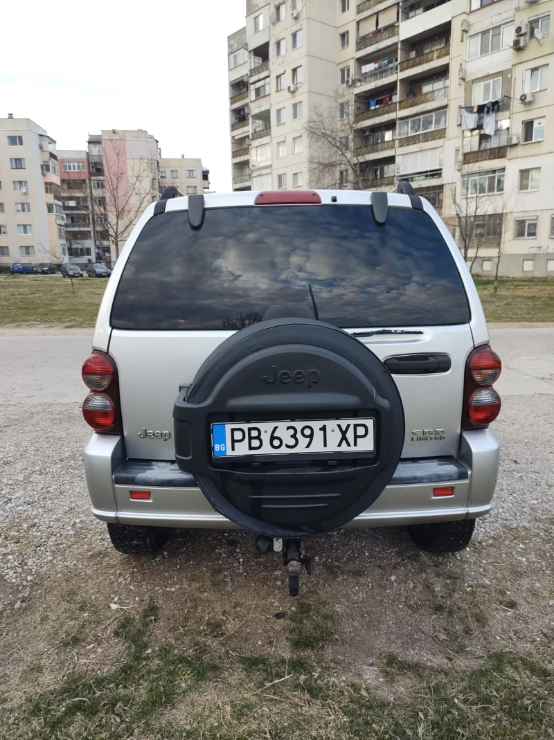 Jeep Cherokee, снимка 3 - Автомобили и джипове - 47790612