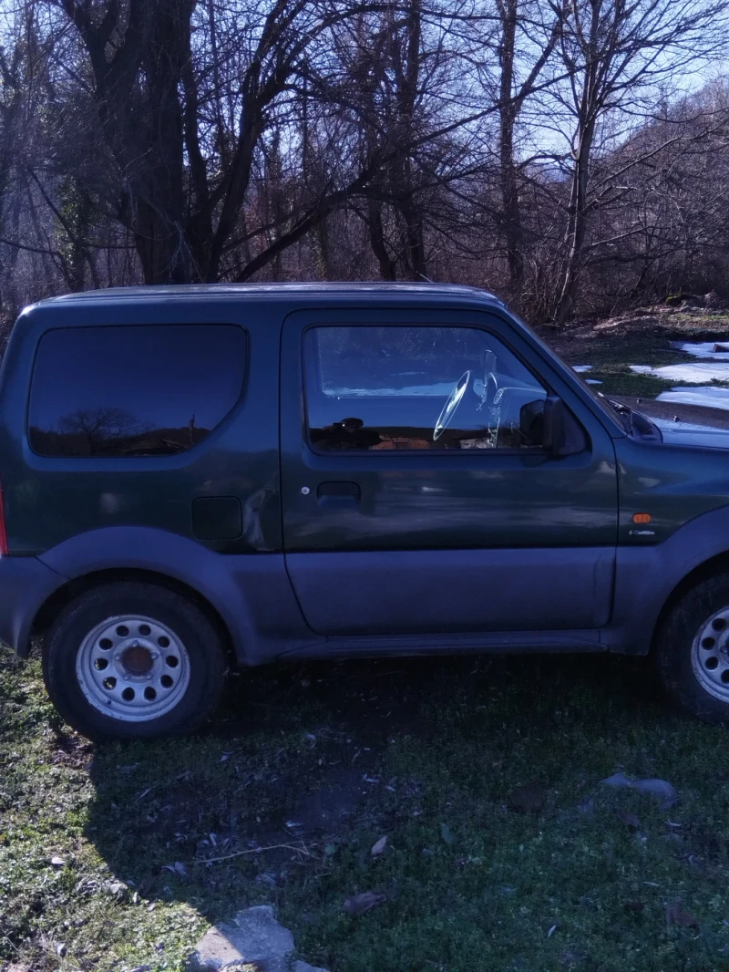 Suzuki Jimny 1.3, снимка 8 - Автомобили и джипове - 48854395