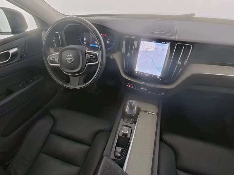 Volvo XC60 INSCRIPTION/398HP/PANO/MEMO/360/LED/DIGI/AHK/418g, снимка 11 - Автомобили и джипове - 51976983