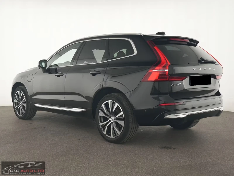 Volvo XC60 INSCRIPTION/398HP/PANO/MEMO/360/LED/DIGI/AHK/418g, снимка 5 - Автомобили и джипове - 51976983