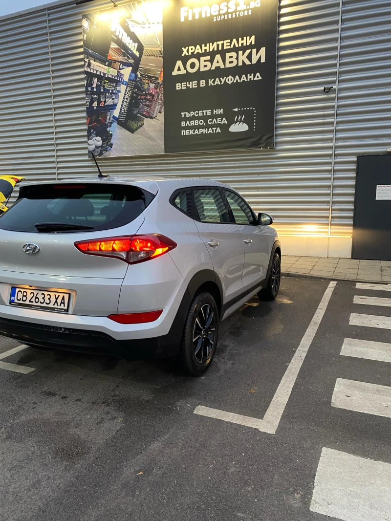 Hyundai Tucson  2.0 GDi, снимка 7 - Автомобили и джипове - 52910664