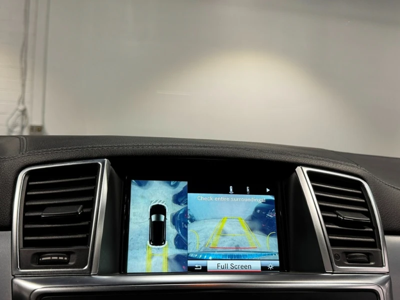 Mercedes-Benz GL 350 BLUE TEC * * AMG * * CARFAX * * АВТО КРЕДИТ * * , снимка 13 - Автомобили и джипове - 52978332