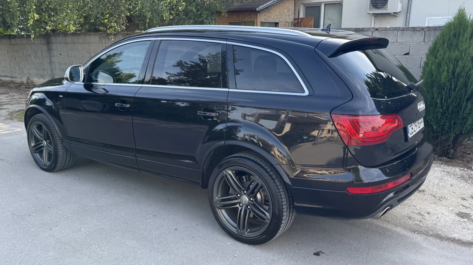 Audi Q7 4.2D - изображение 4