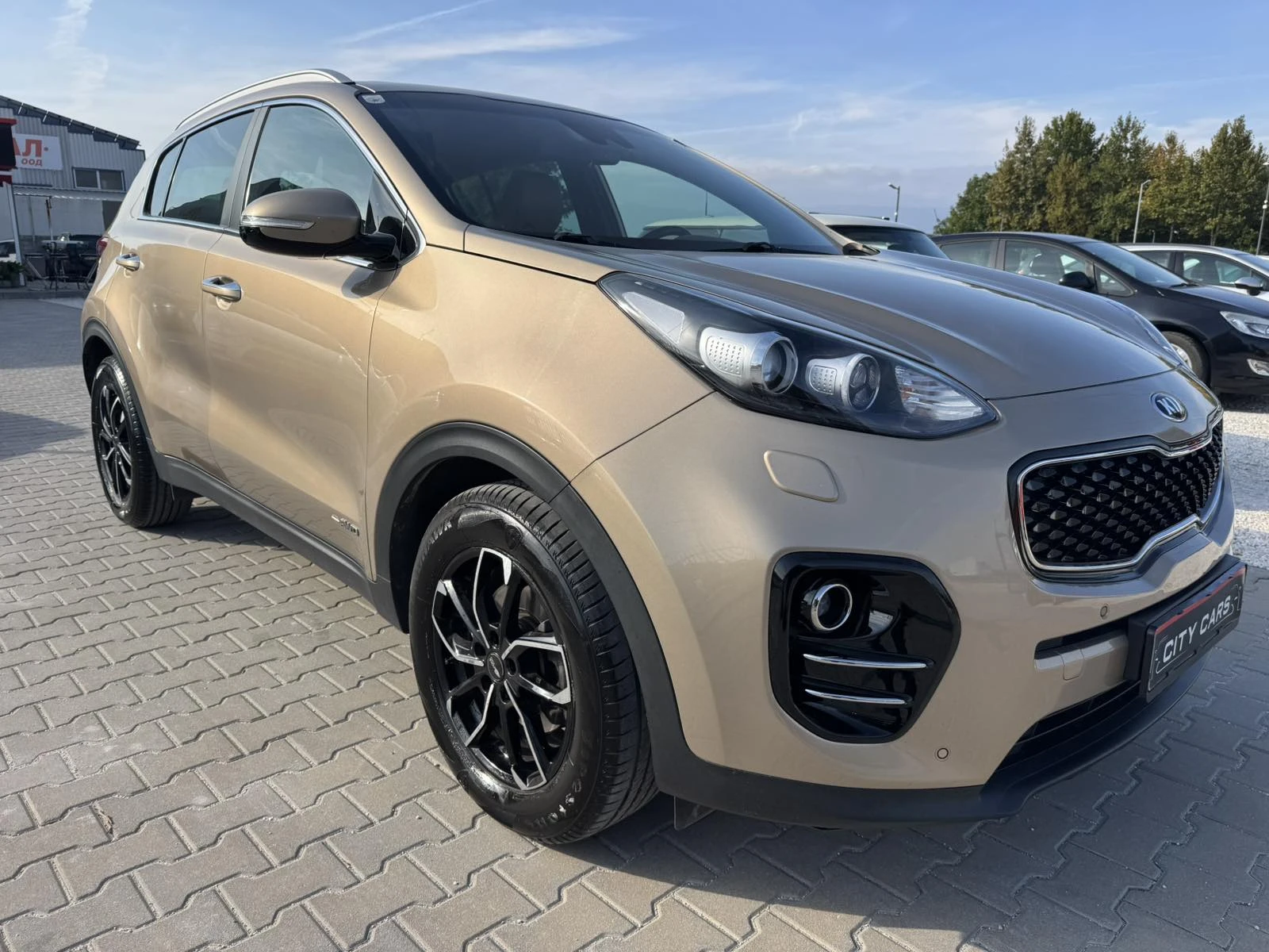Kia Sportage 2.0 CRDI 4Х4 185к.с. GT-Line JBL Камера - изображение 5