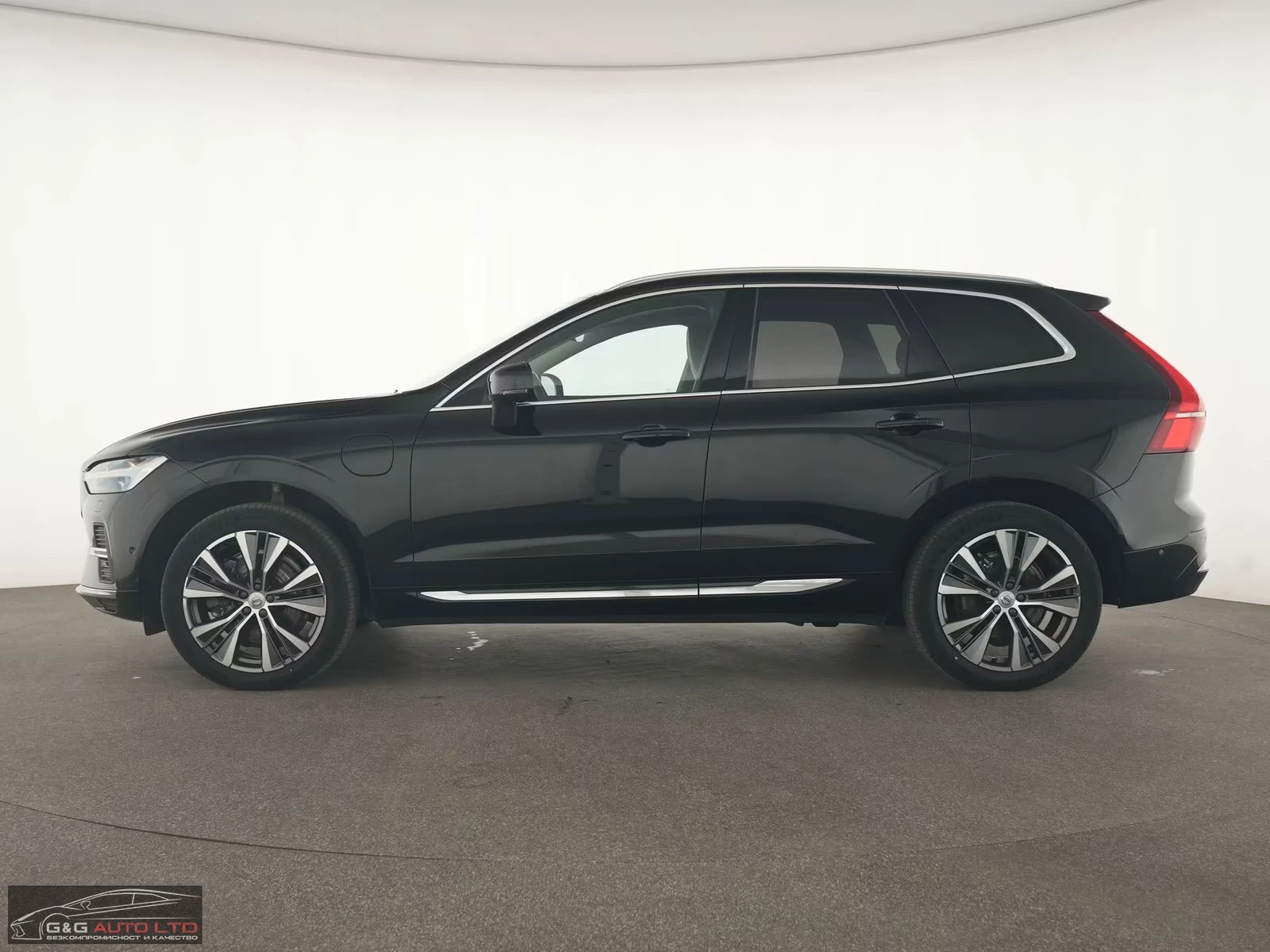 Volvo XC60 INSCRIPTION/398HP/PANO/MEMO/360/LED/DIGI/AHK/418g - изображение 3