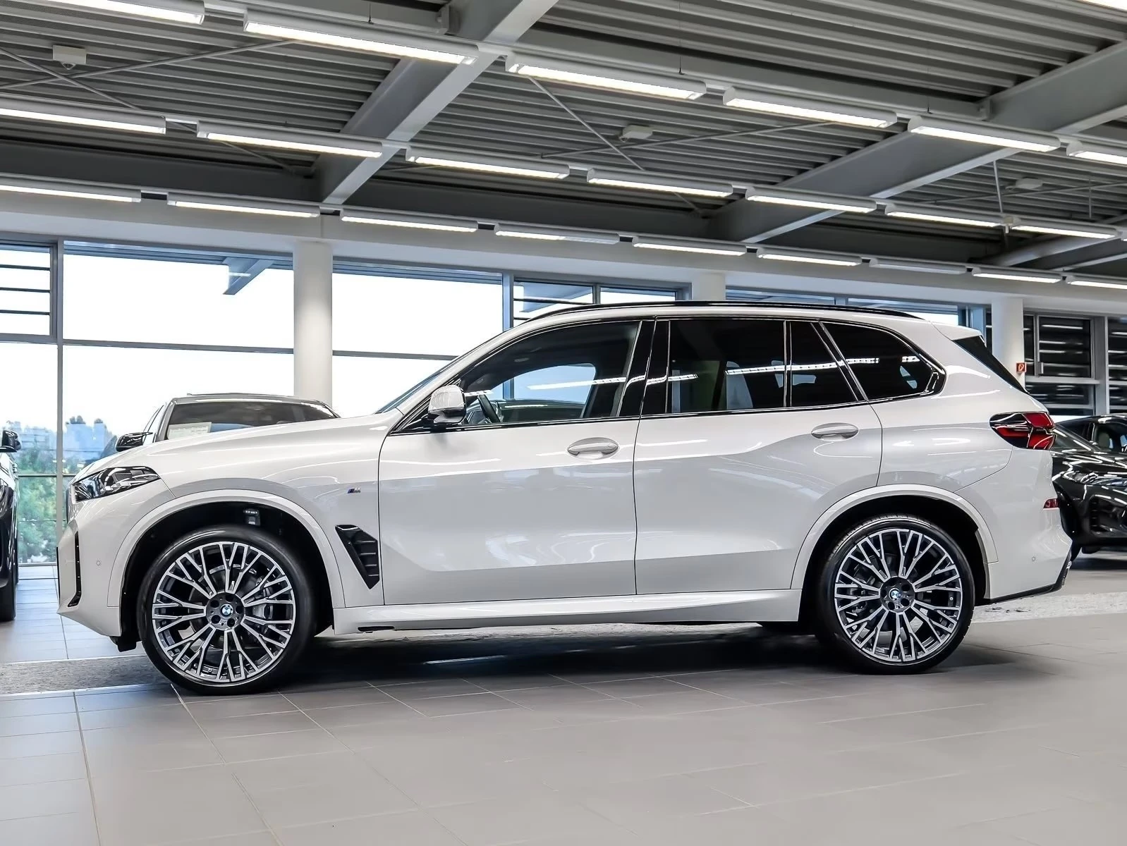 BMW X5 xDrive30d M Sport RFK NAVI LED - изображение 3