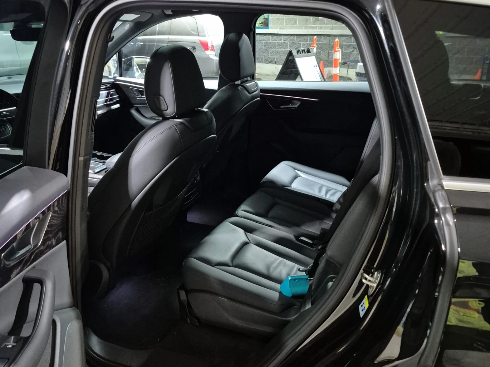 Audi Q7 * CARFAX * БЕЗ ПЪРВОНАЧАЛНА ВНОСКА - изображение 8