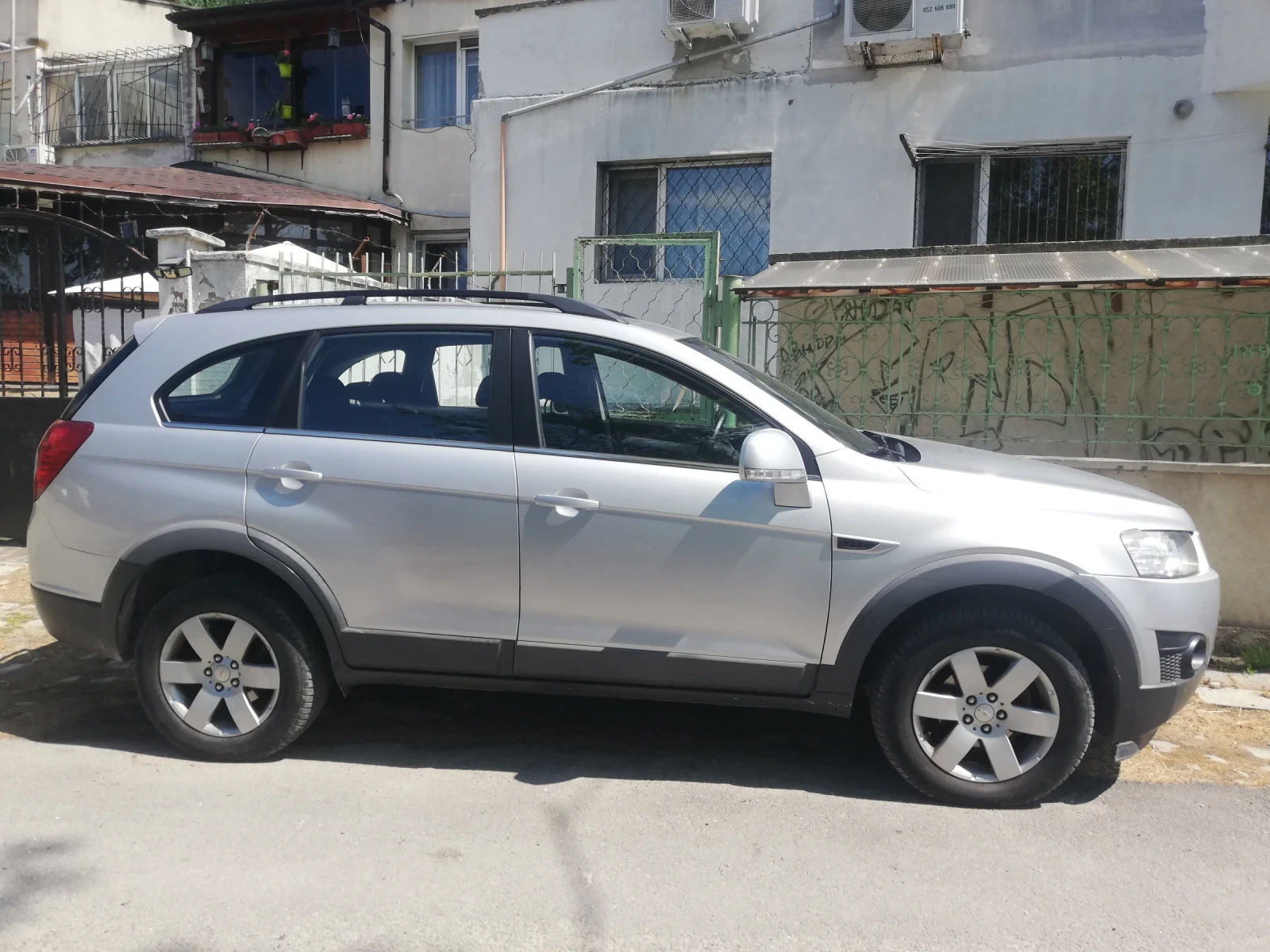 Chevrolet Captiva, снимка 2 - Автомобили и джипове - 54590047