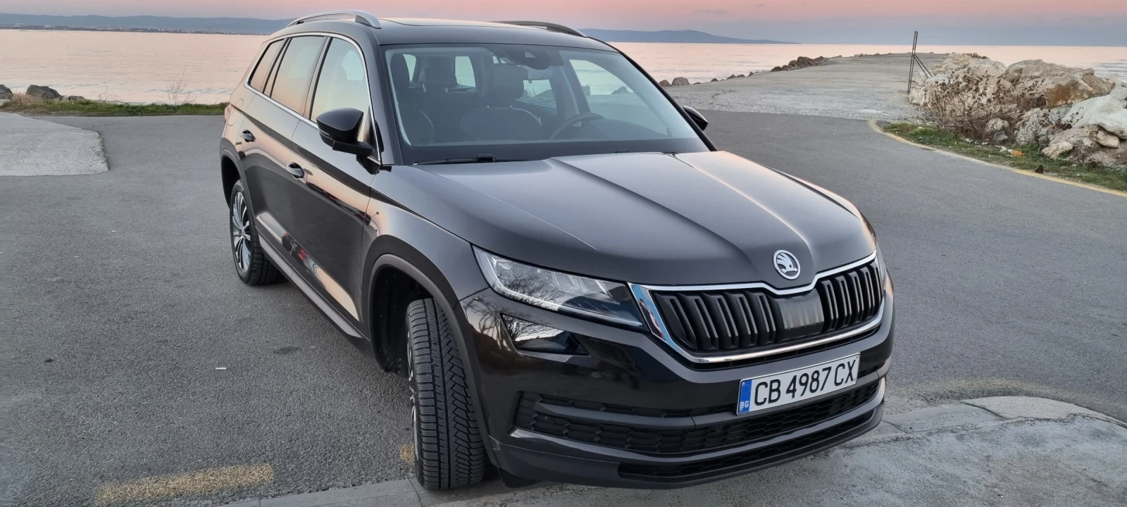 Skoda Kodiaq Skoda Kodiaq 2.0 TDI DSG/7-места/Pano/Keyless/Digi, снимка 4 - Автомобили и джипове - 55242986