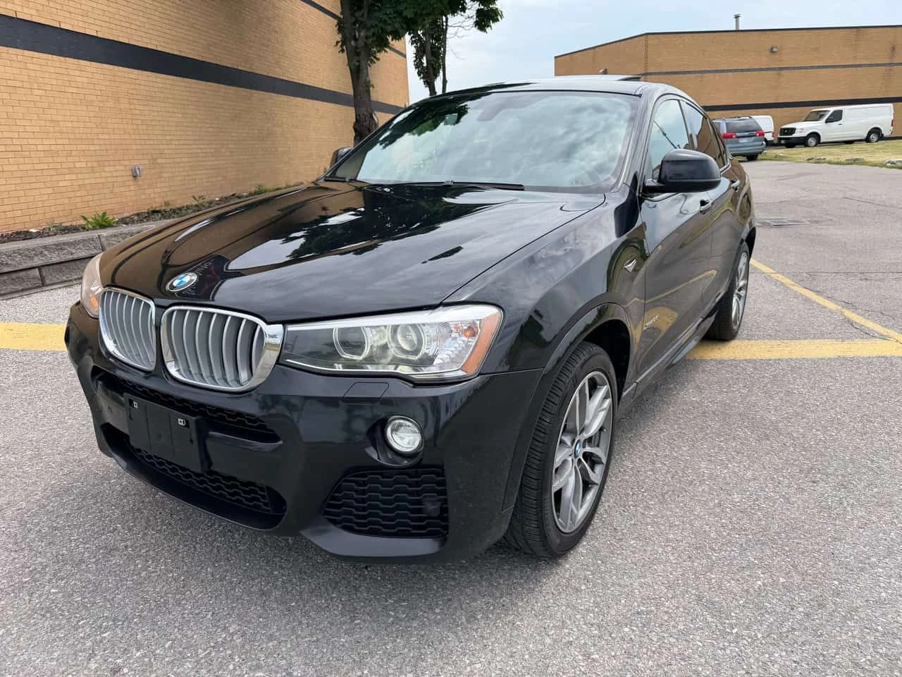 BMW X4 * xDrive M Sport Leather Navigation 4 Cyl Certifie, снимка 3 - Автомобили и джипове - 55435702