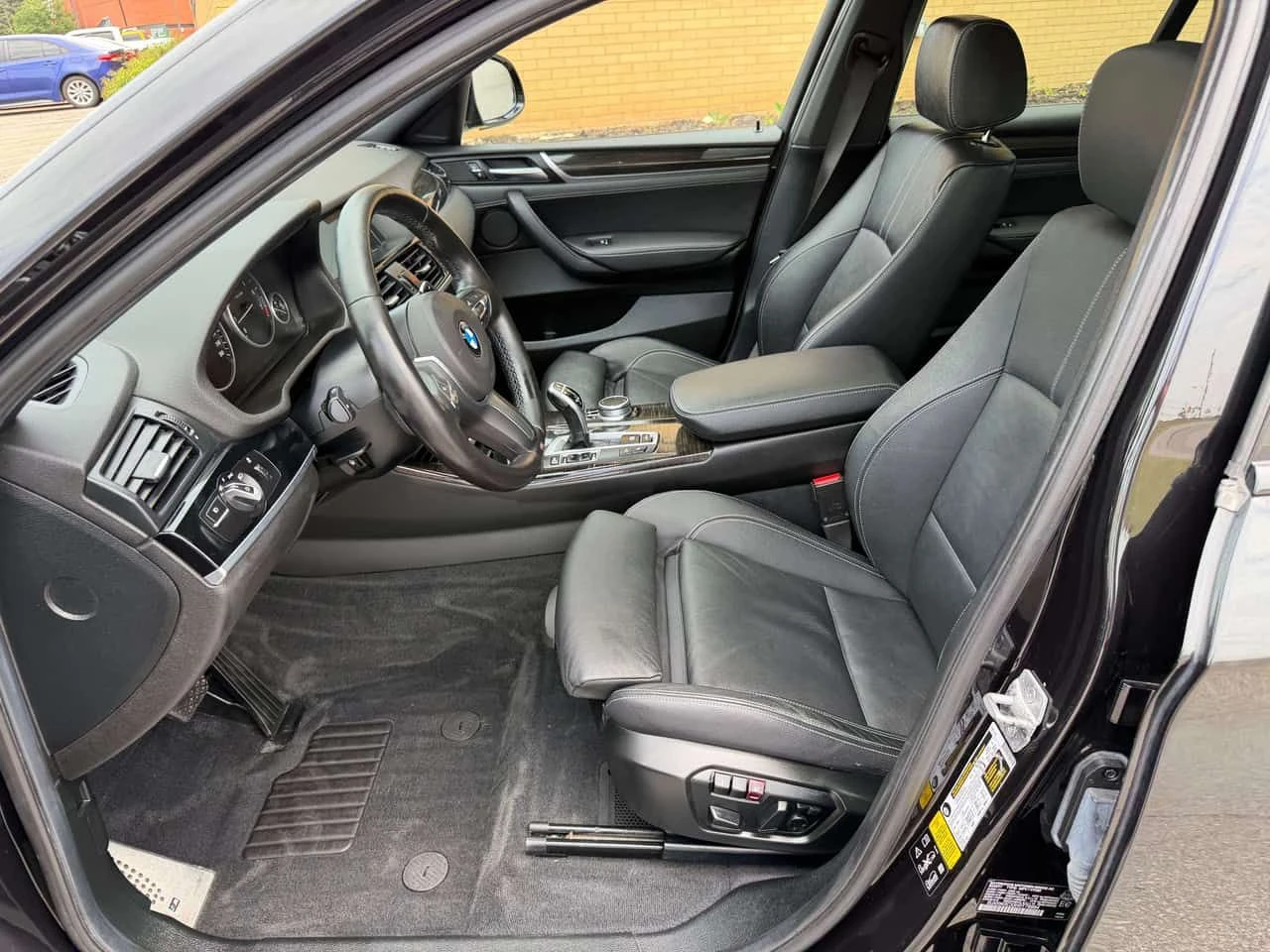 BMW X4 * xDrive M Sport Leather Navigation 4 Cyl Certifie, снимка 10 - Автомобили и джипове - 55435702
