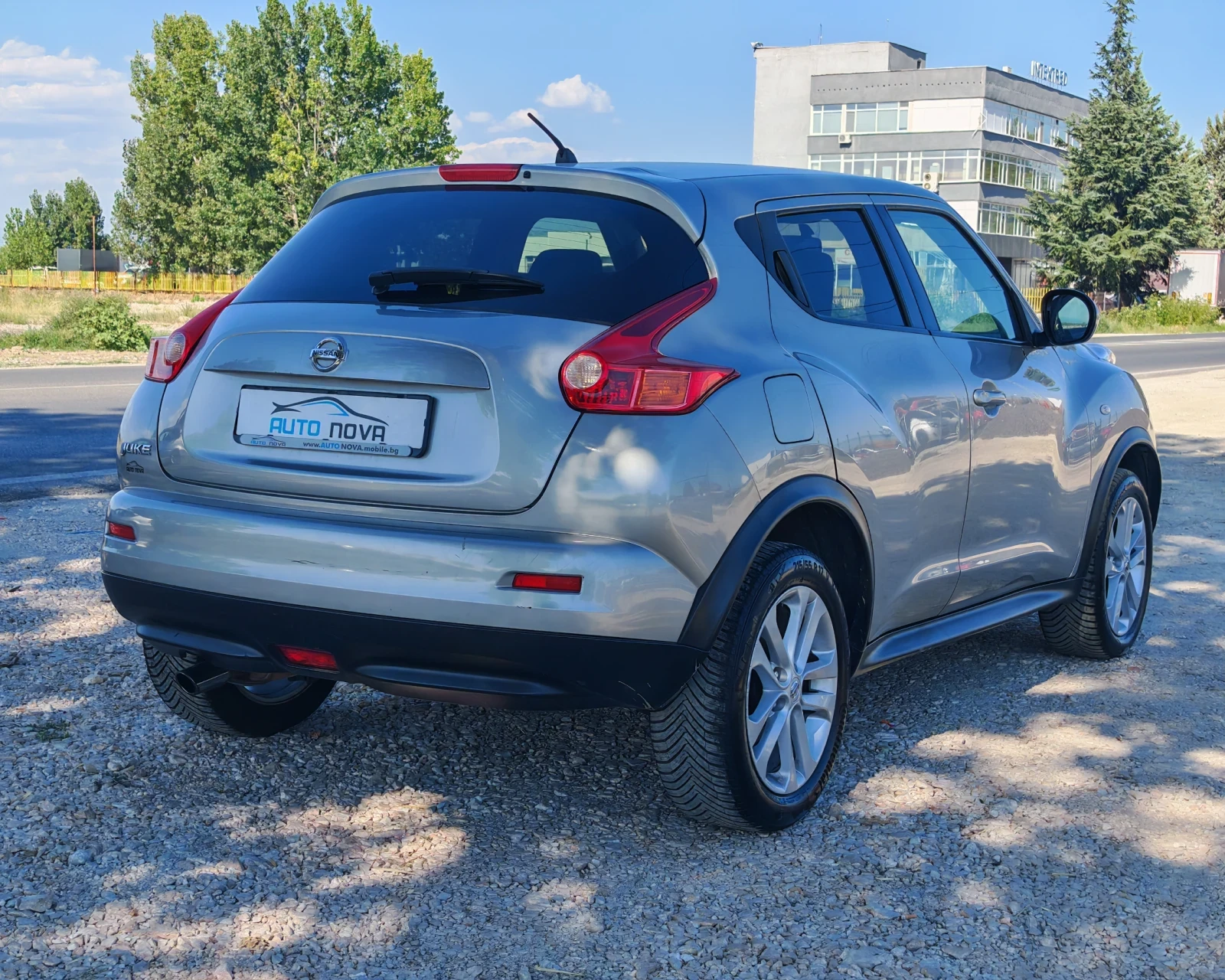 Nissan Juke 1.6 БЕНЗИН 190 К.С. УНИКАЛНО СЪСТОЯНИЕ! , снимка 7 - Автомобили и джипове - 55533884