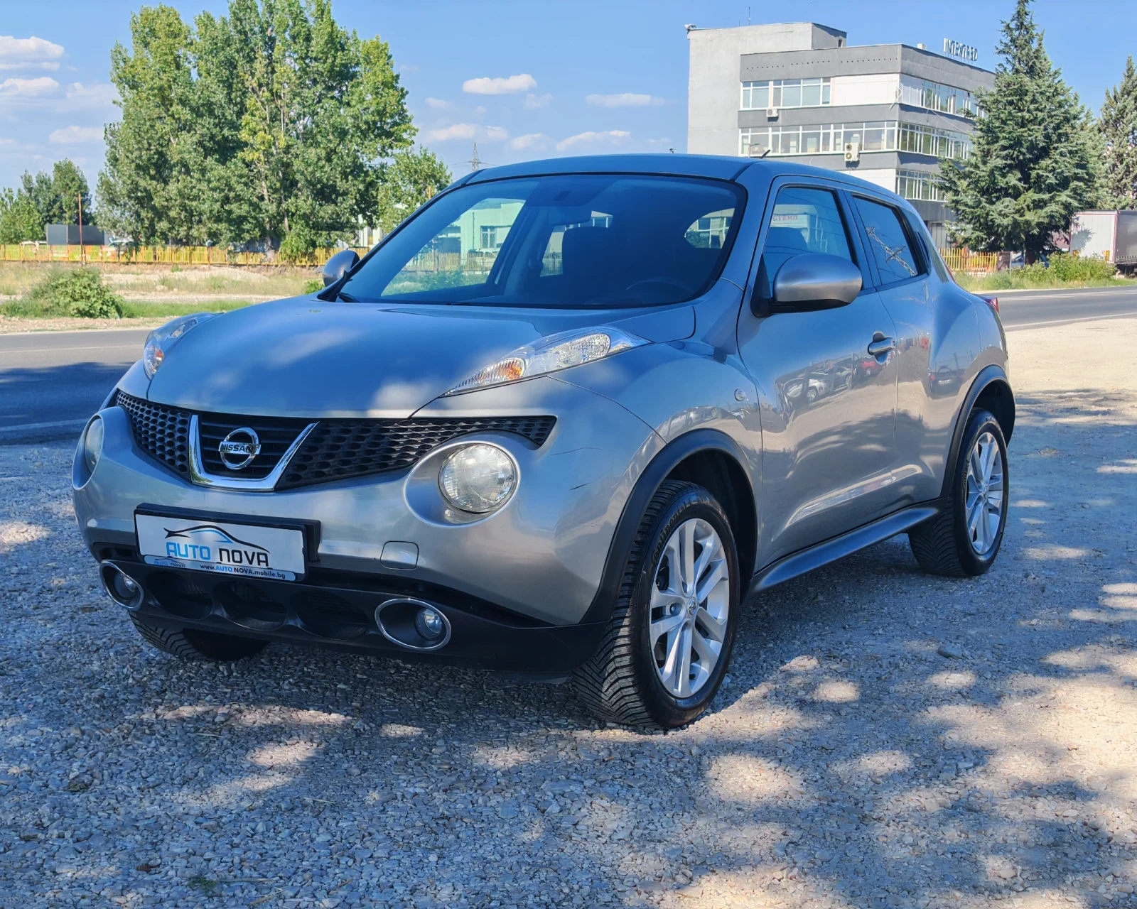 Nissan Juke 1.6 БЕНЗИН 190 К.С. УНИКАЛНО СЪСТОЯНИЕ! , снимка 3 - Автомобили и джипове - 55533884