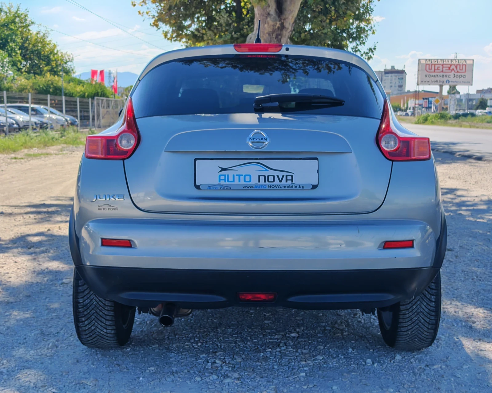 Nissan Juke 1.6 БЕНЗИН 190 К.С. УНИКАЛНО СЪСТОЯНИЕ! , снимка 6 - Автомобили и джипове - 55533884
