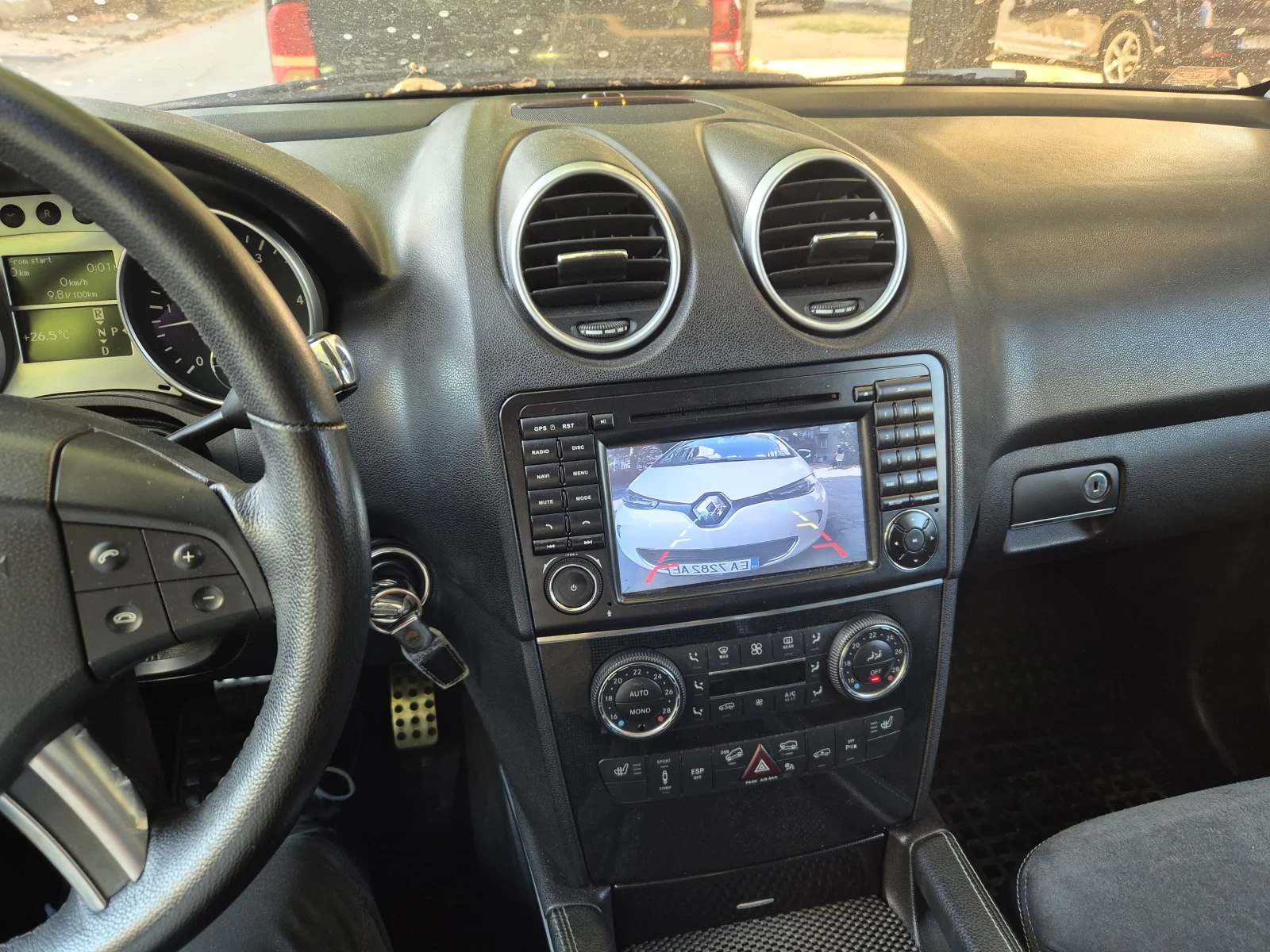 Mercedes-Benz ML 320, снимка 12 - Автомобили и джипове - 55774475