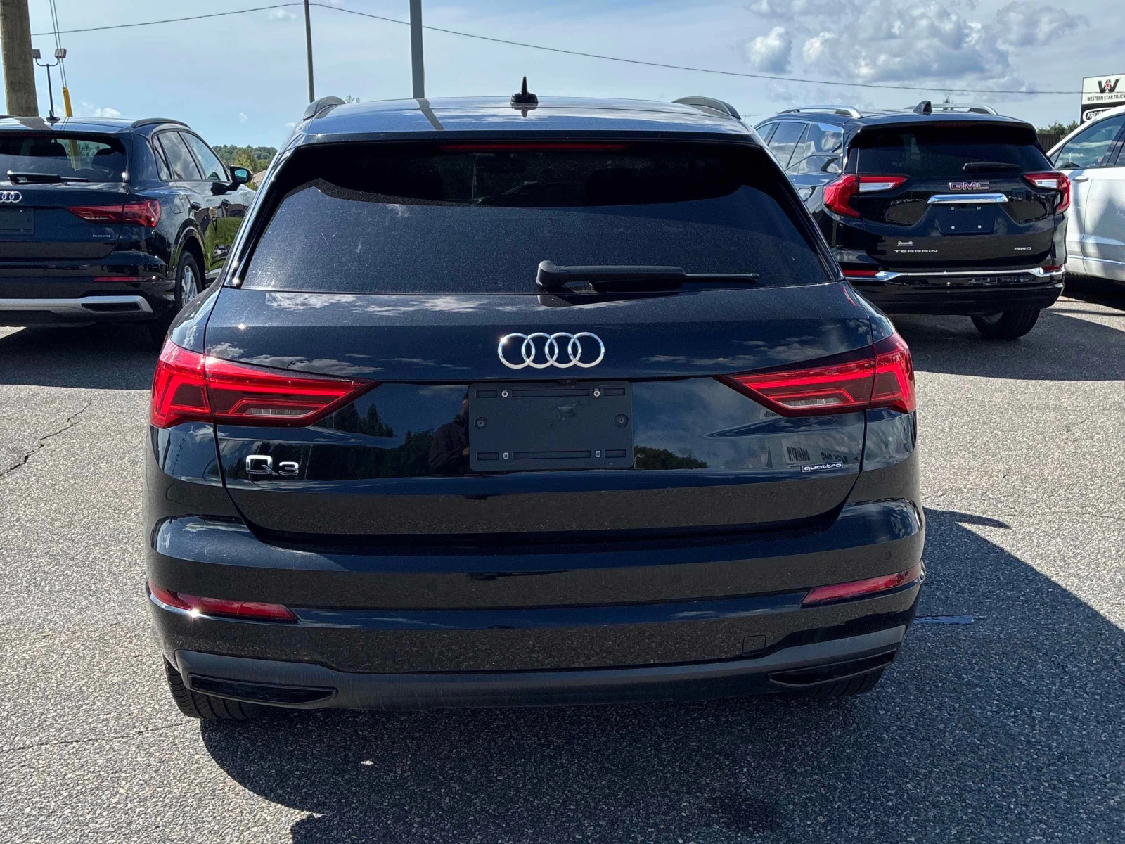Audi Q3 * Komfort * CARFAX * ��� ������������ ������ | Mobile.bg � ����������� 4