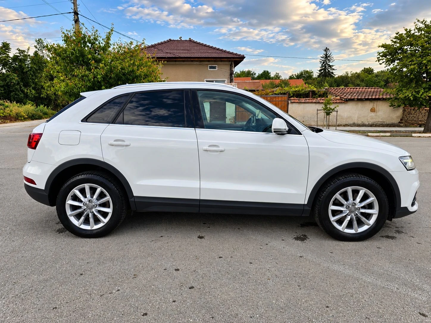 Audi Q3 2.0TDI 150к.с Quattro Facelift , снимка 8 - Автомобили и джипове - 56201743