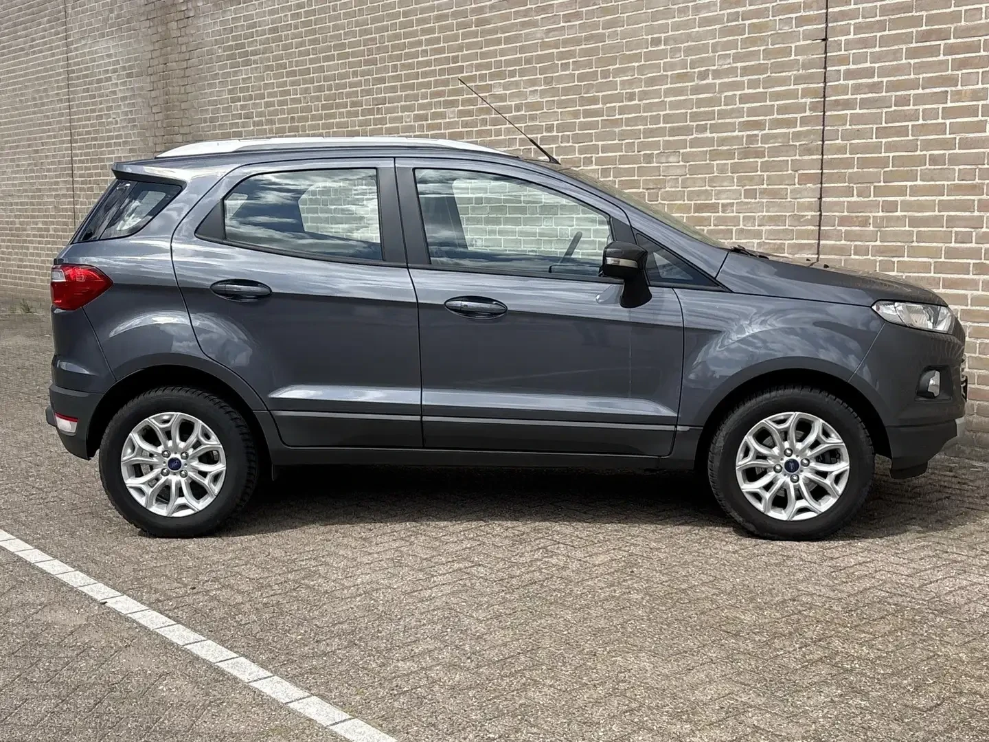 Ford EcoSport 1.0, снимка 6 - Автомобили и джипове - 56665255