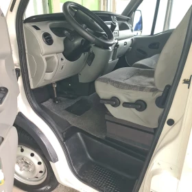 Renault Master 2.5 dCi 120 к.с. Дълга База, снимка 6