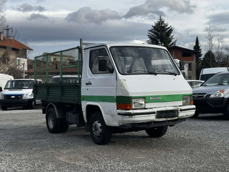 Nissan Trade 2.8D, снимка 5 - Бусове и автобуси - 52553677