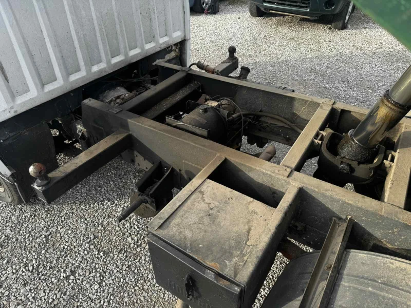 Nissan Trade 2.8D, снимка 4 - Бусове и автобуси - 52553677