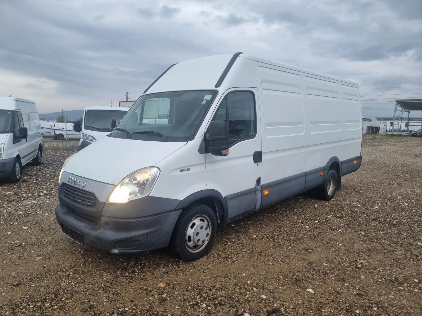 Iveco 35c13 35c13 климатик до 3.5 тона 178хил км !!! - изображение 2