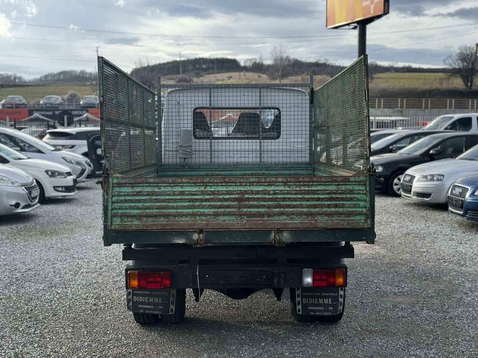 Nissan Trade 2.8D - изображение 8